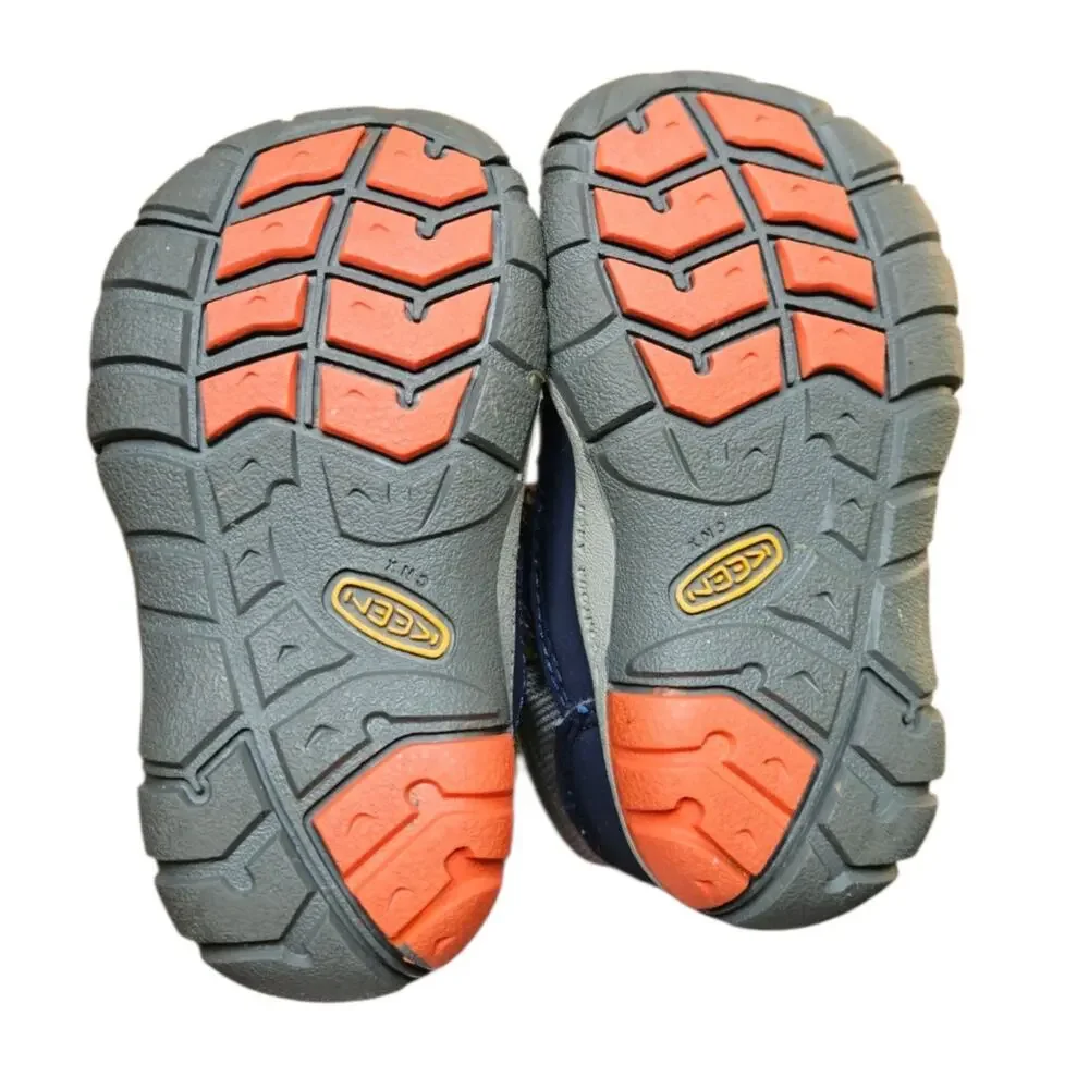 Keen keep little